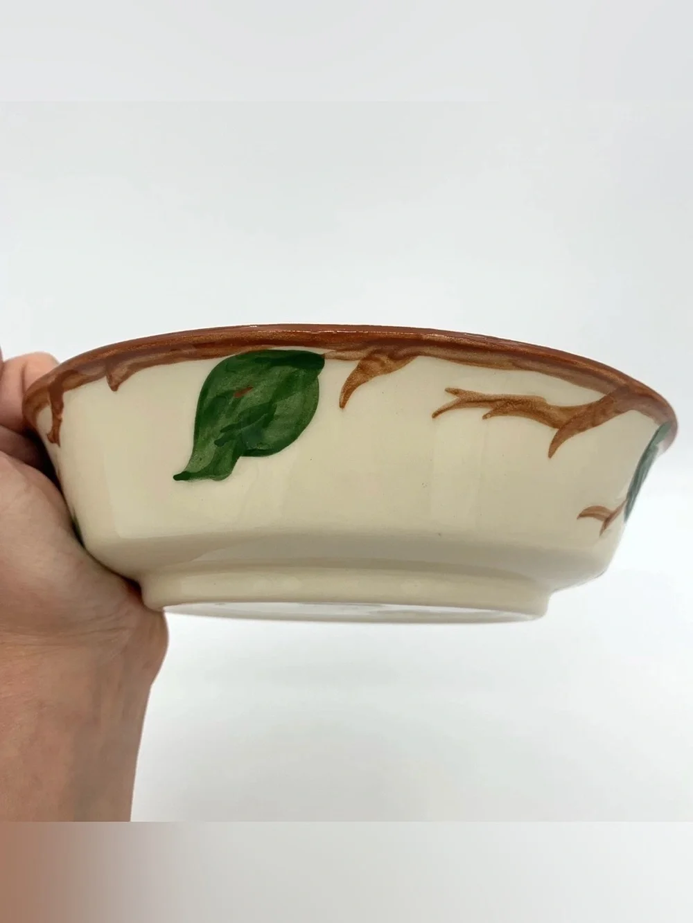 1949-53 Franciscan Apple Footed Vegetable Serving Bowl 7.5